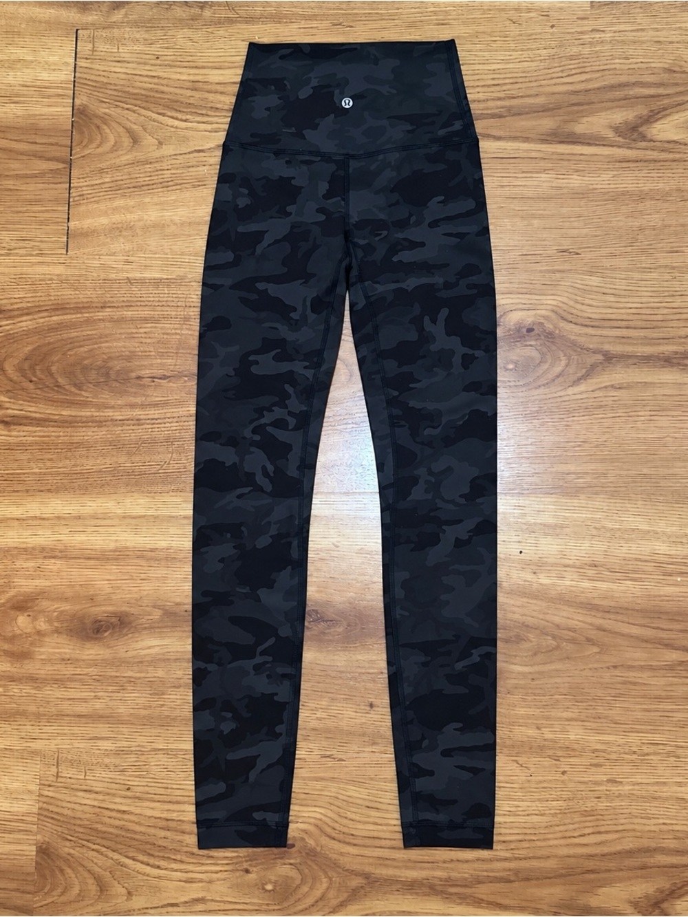 lululemon High-Rise Black Camo Leggings Size 2